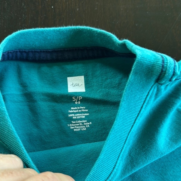 Tea Collection Blue Abstract Fish Short Sleeve Tee - Picture 2 of 2